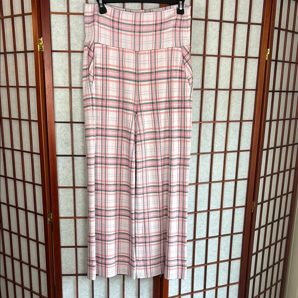 Cabi Play date Crop Plaid Women's Pants in Light Pink, M - Picture 1 of 9